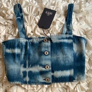 Levi’s Crop Top